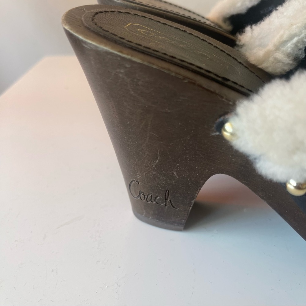 COACH Ivanka Signature Shearling Clogs Mules Brown Tan 6B Logo Studded - Picture 6 of 13